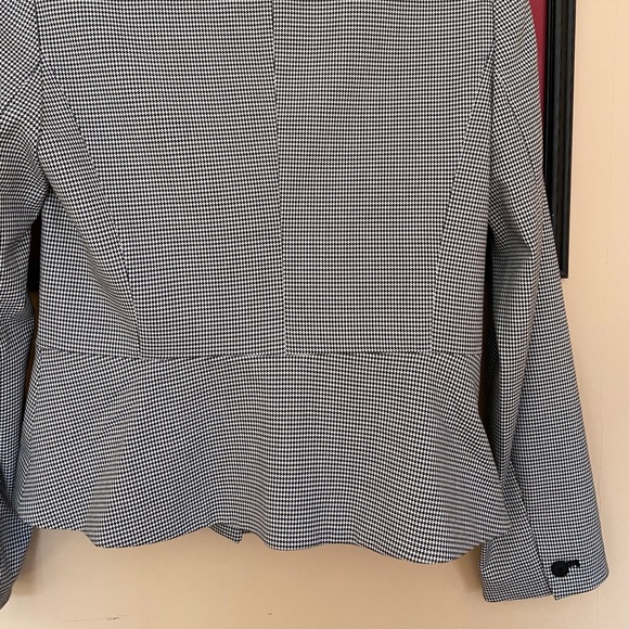 Jacket - Picture 6 of 6